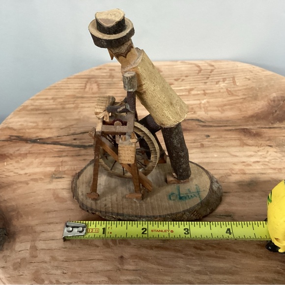 Vintage - Wood Carving signed by Otoniel - Est. @ 40 to 50 years old - Rare - Picture 10 of 12